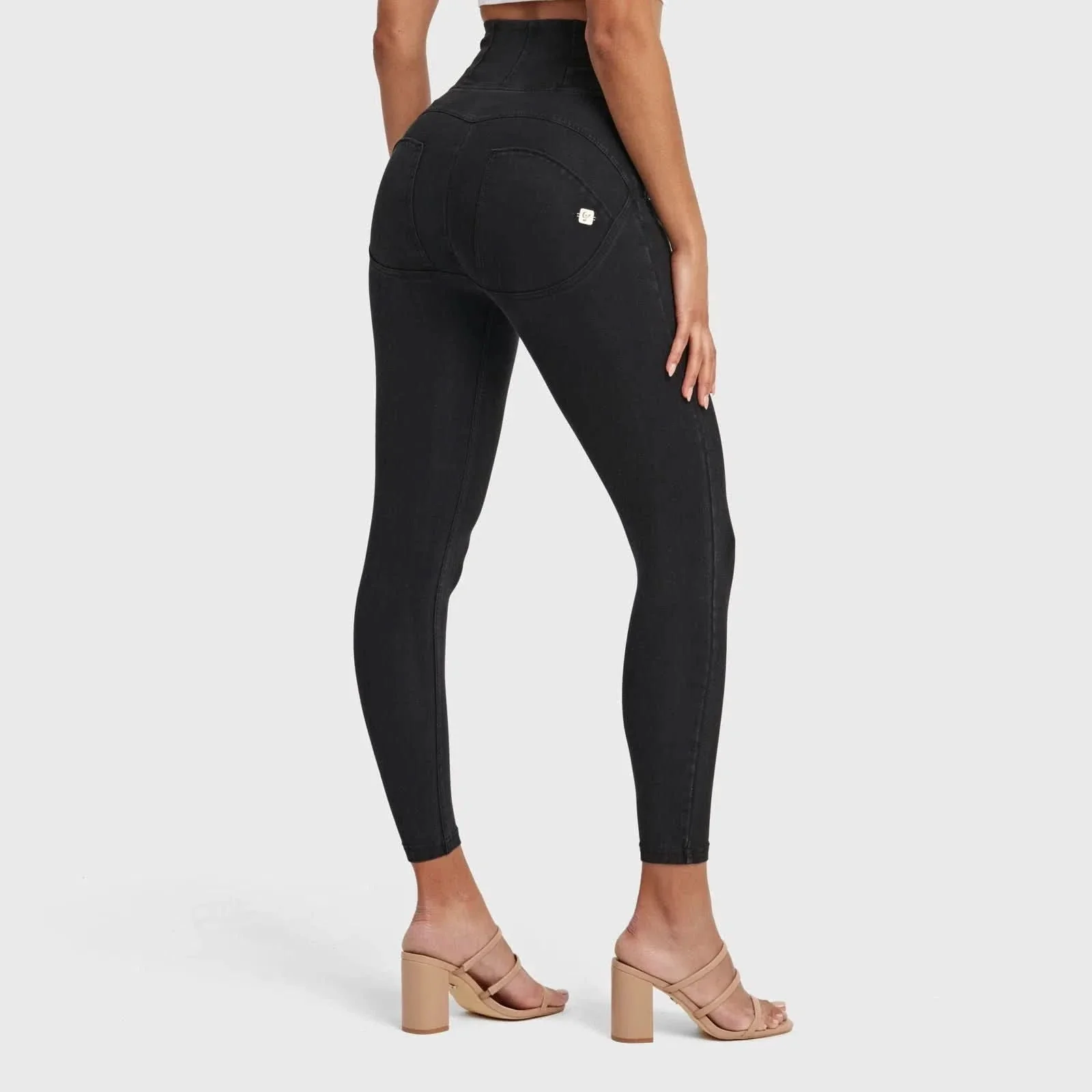 WRUP Denim With Front Pockets - Super High Waisted - 7/8 Length - Black + Black Stitching - Image 3