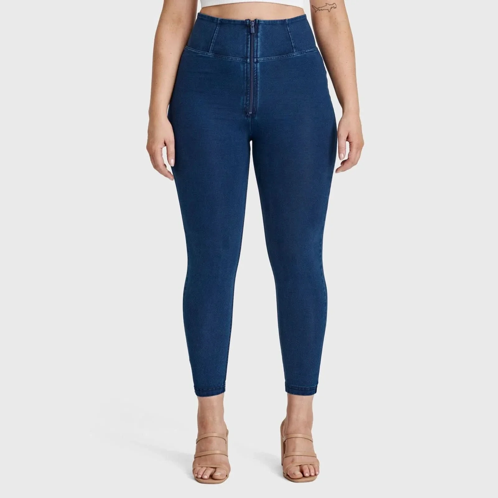WRUP Curvy Denim - Zip High Waisted - 7/8 Length - Dark Blue + Blue Stitching - Image 9