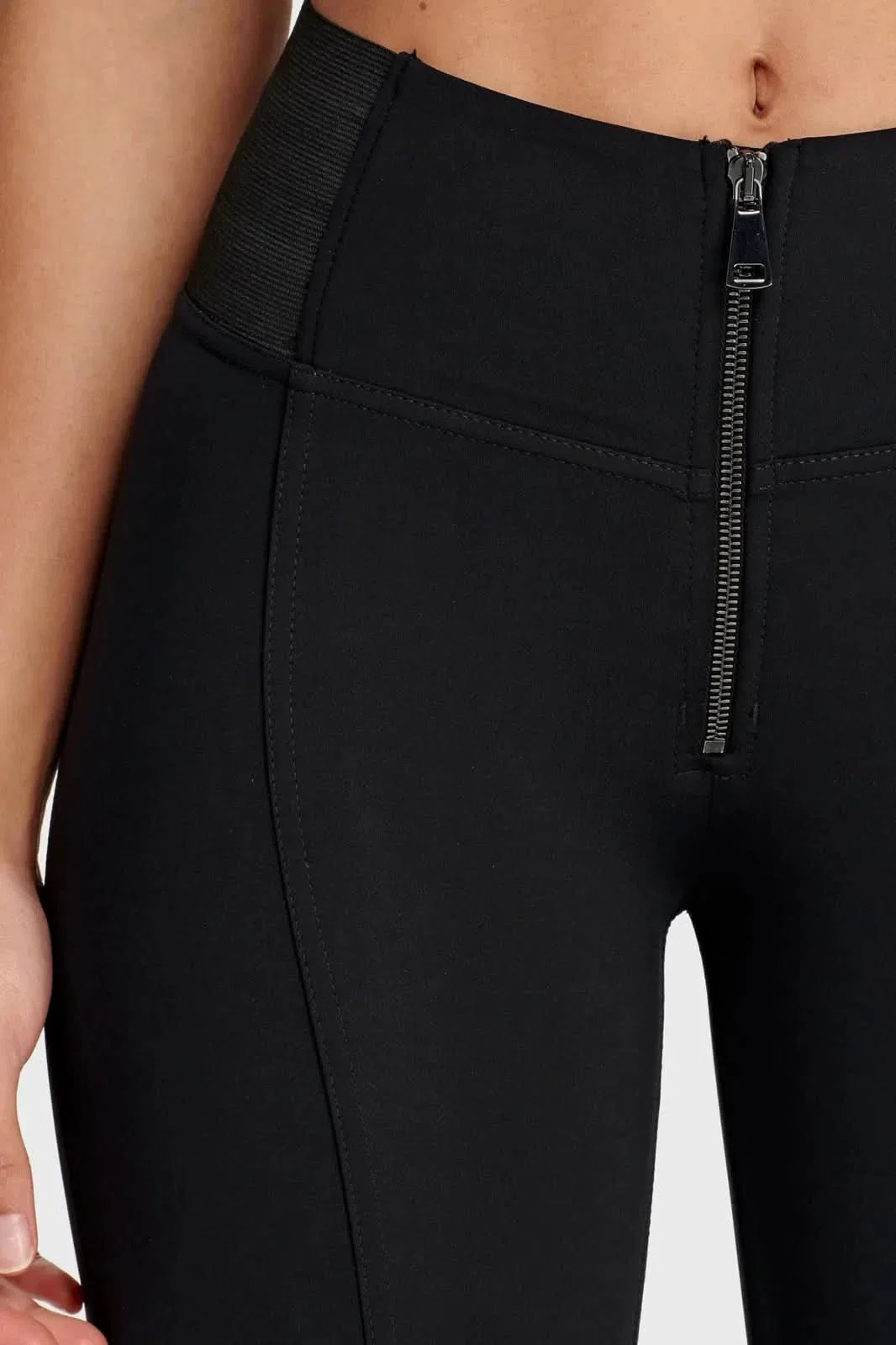 WRUP Diwo Pro Classic - High Waisted - 7/8 Length - Black - Image 7