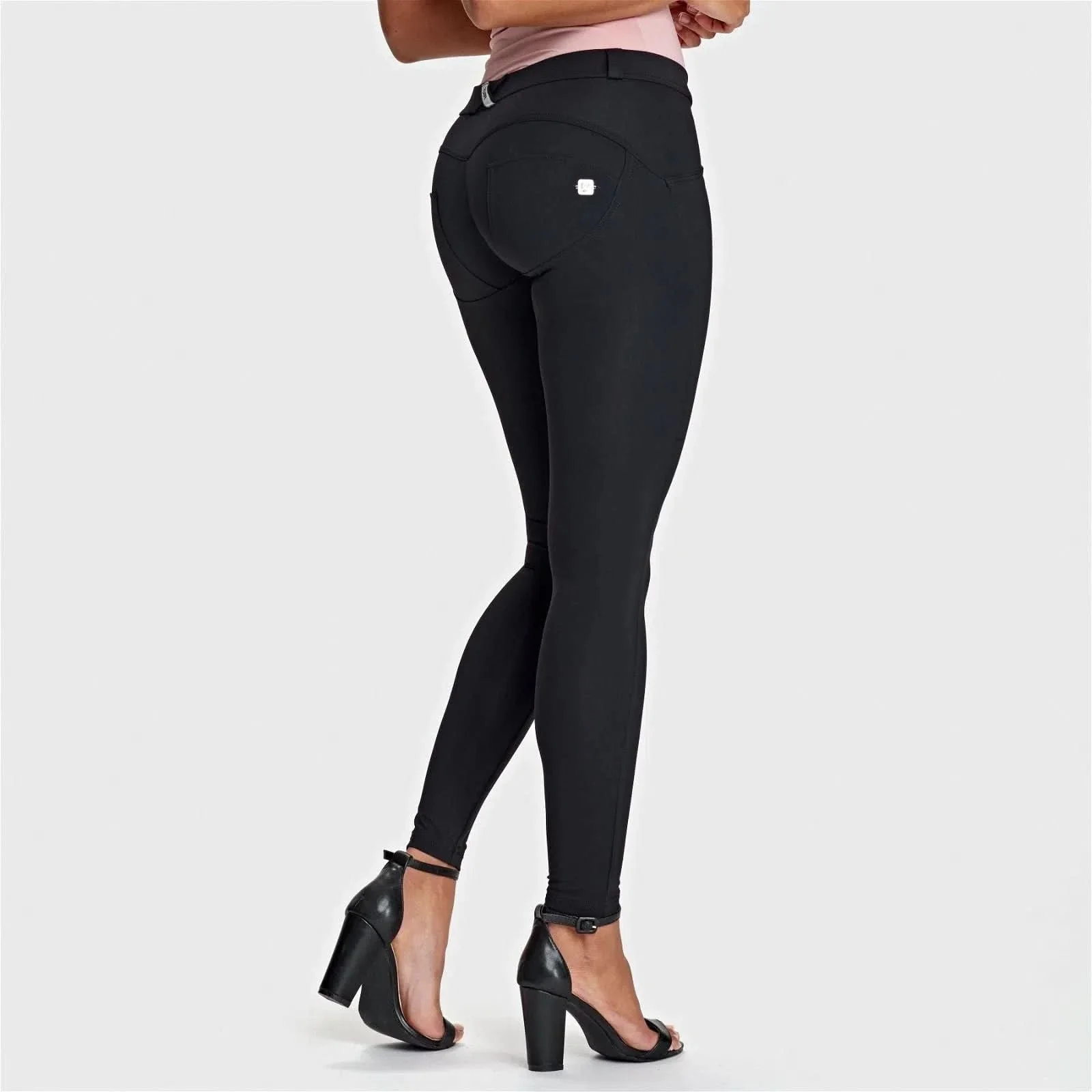 WRUP Diwo Pro - Mid Rise - Full Length - Black - Image 4