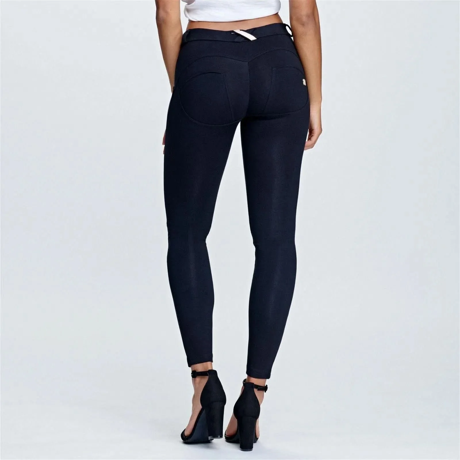 WRUP Fashion - Mid Rise - 7/8 Length - Black - Image 5